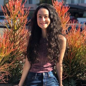 Meet your Posher, Alaina